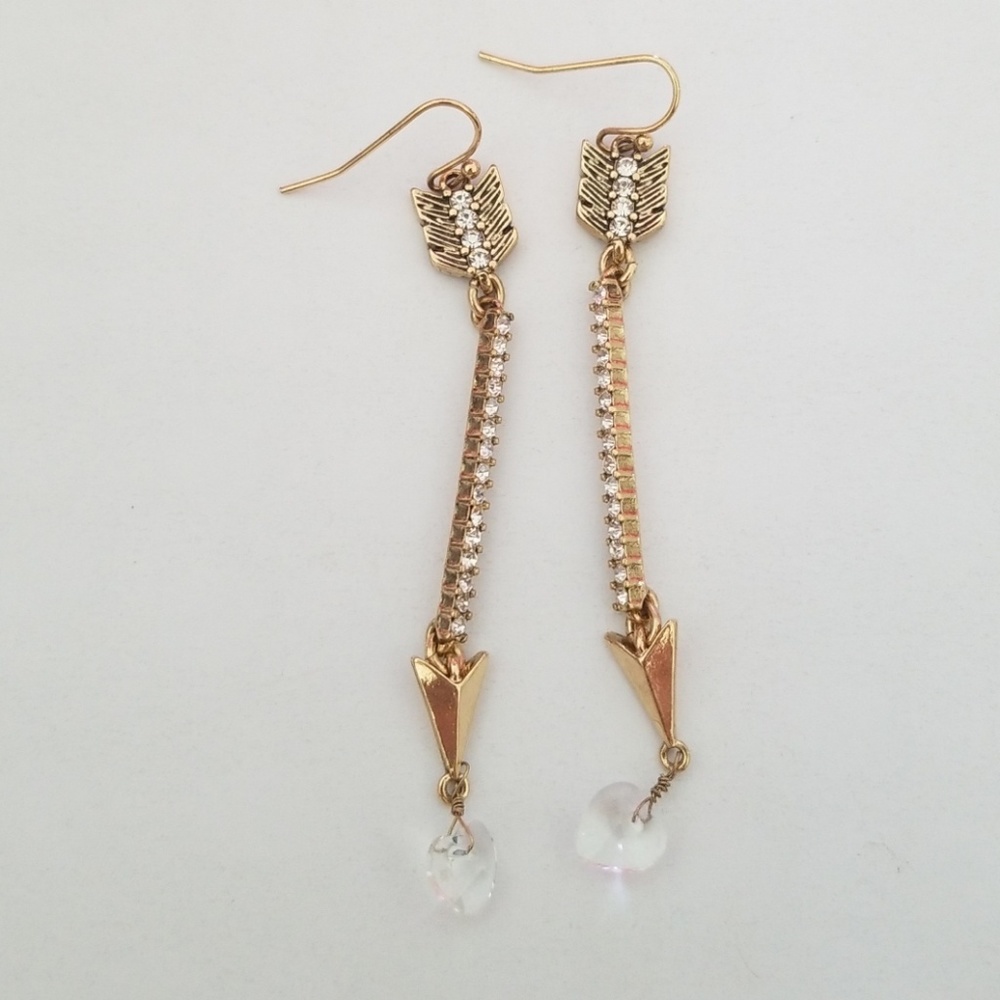 Betsey Johnson Arrow drop earrings